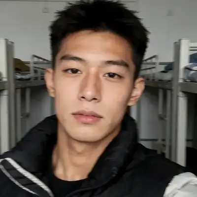卢伟